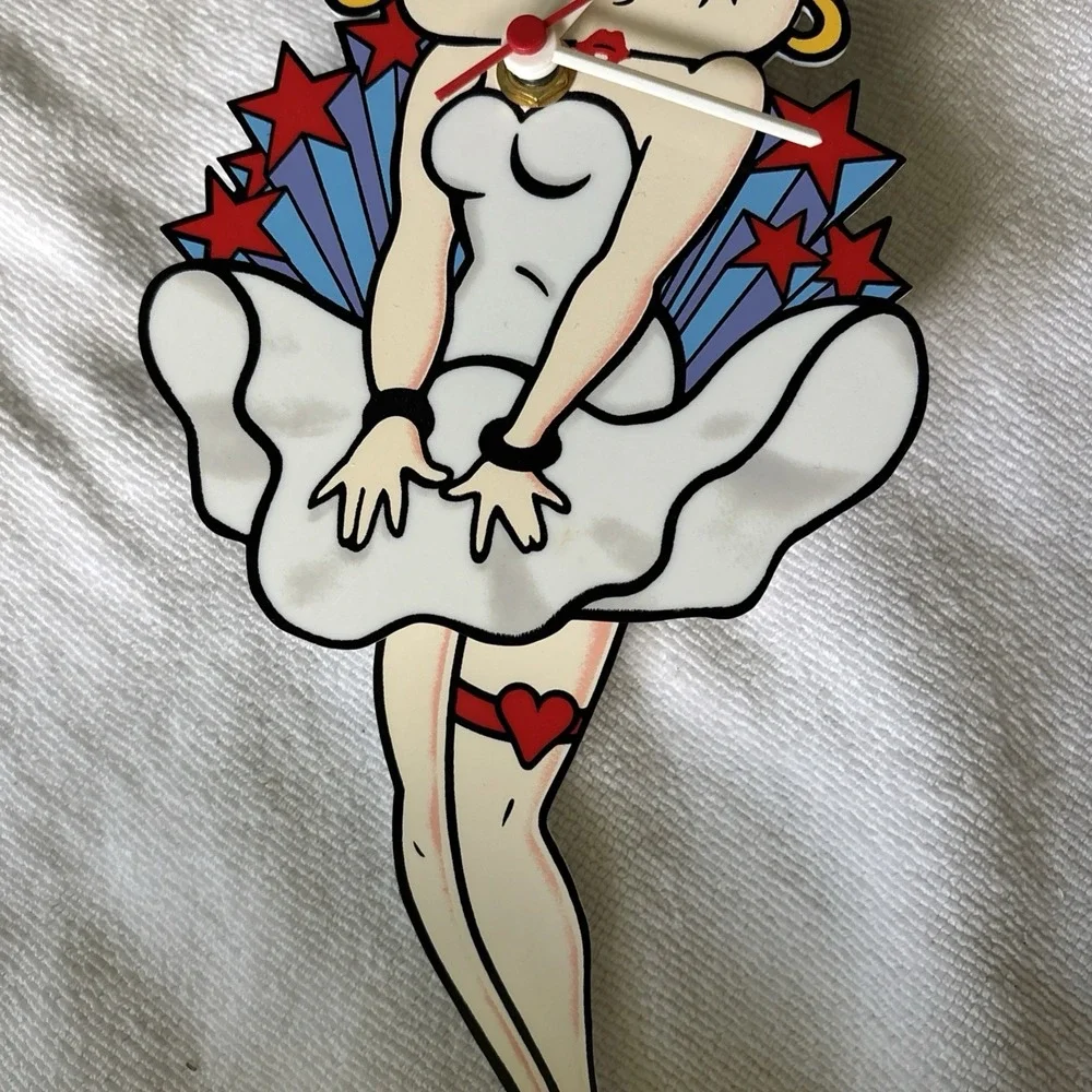 Vintage Betty Boop Clock Pendulum Moving Legs Red and Blue Stars, White Dress